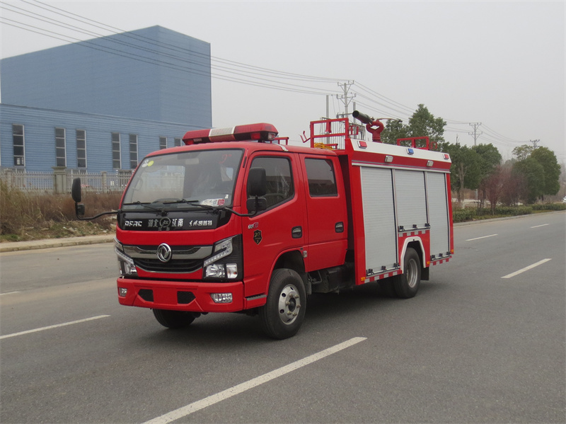 東風(fēng)小卡泡沫消防車(chē)（2.5噸）